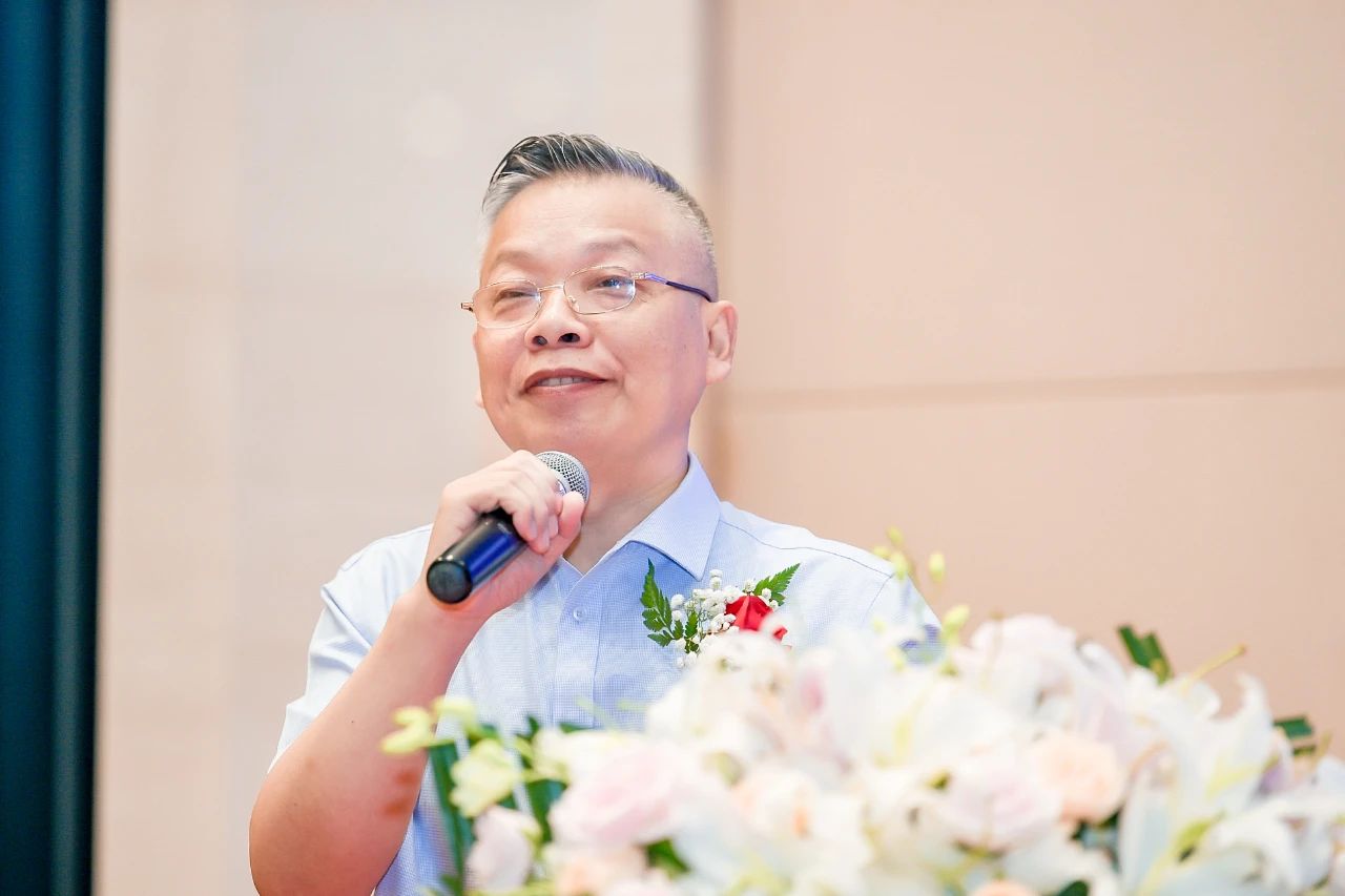 艾詩(shī)特蝦青素