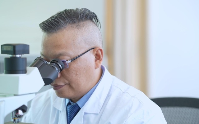 “中國(guó)蝦青素之父” 從軍醫(yī)到微藻專家，十年如何打破國(guó)際壟斷