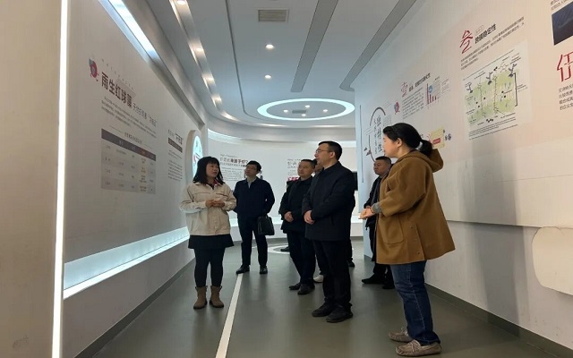 荊州市委副書記金鵬率隊調(diào)研艾詩特透明工廠，助力蝦青素產(chǎn)業(yè)“破壁出圈”
